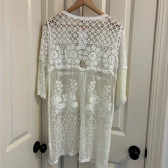 Somya Collection - NWT - One Size - Summer Coverup for Swim Suits, Shorts etc. - Picture 3 of 3